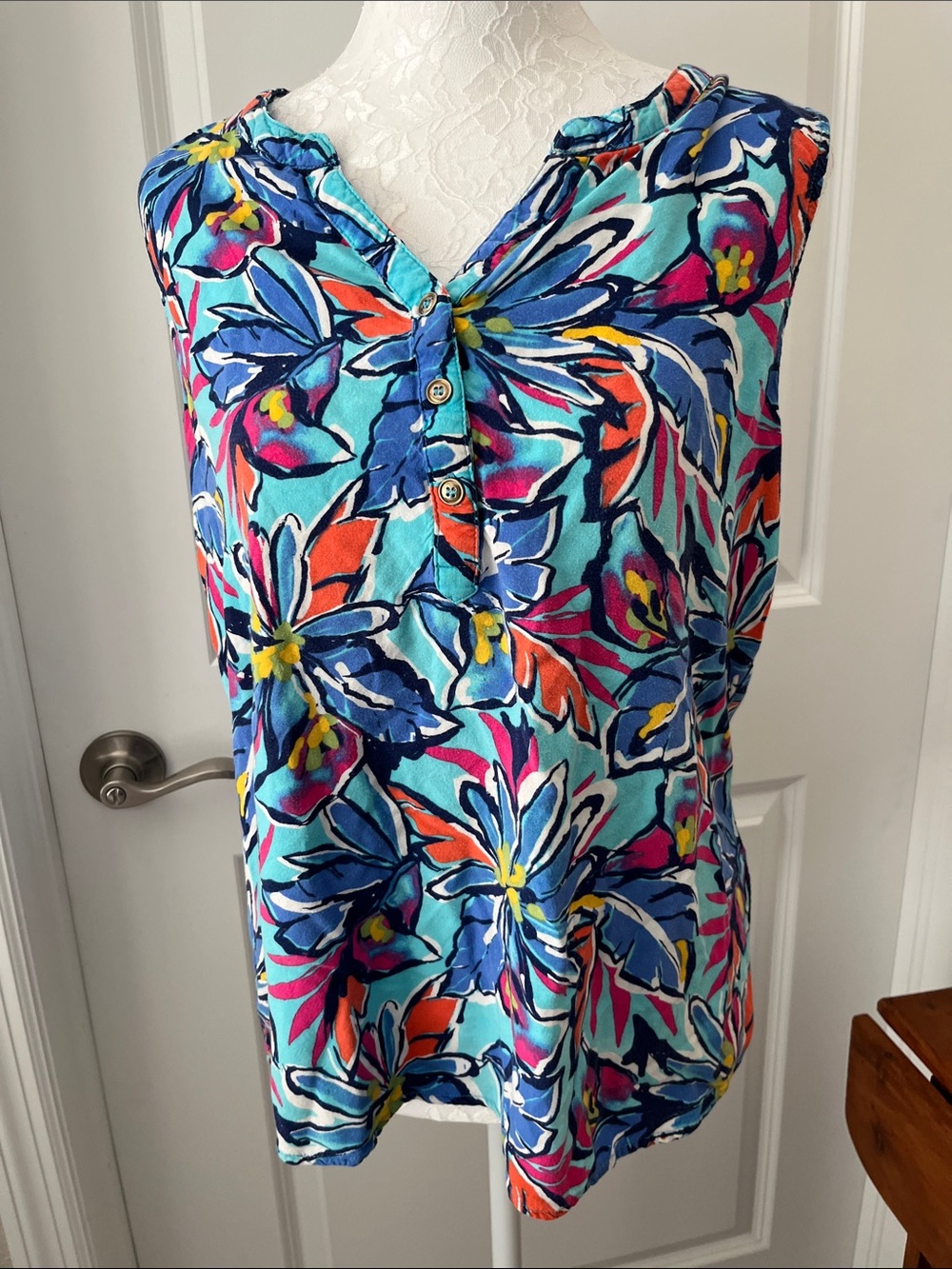 Caribbean Joe Turquoise Floral Button-Front Sleeveless Camisole